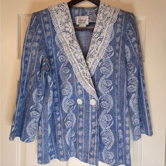 🌴Bundle 3 or more - 30% Disc🌴 NWOT Kathy Davis vintage lace collar blazer. - Picture 1 of 10